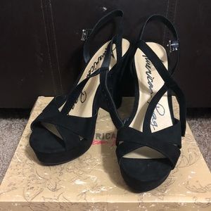 Sandals 🖤🖤🖤